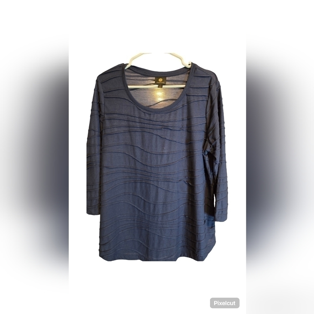 Jm Collection size xl navy blue round neck elongated STRIPES